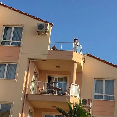 Daire The Pelican Penthouse At Kusadasi Golf