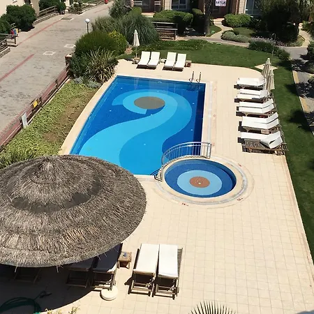 Apartman The Pelican Penthouse At Kusadasi Golf *